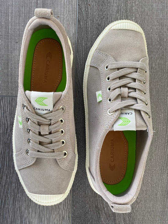 Cariuma Shoes - Cariuma Oca Low Gray Suede Sneakers Women's 9 / Men's 7.5 Sustainable Low Top